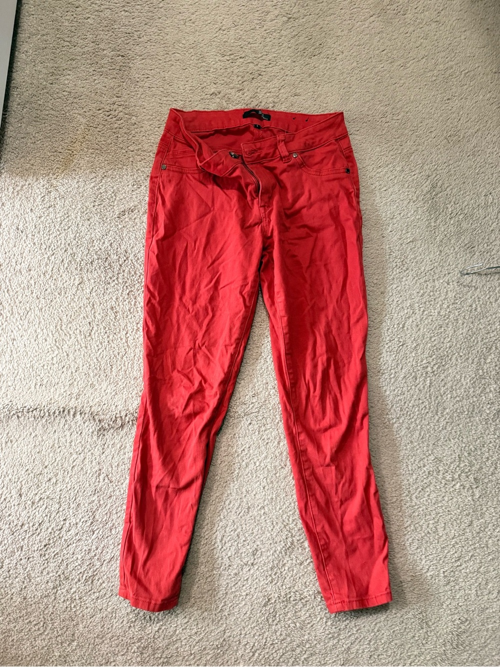 1822 Denim Red Cropped Slim Jeans